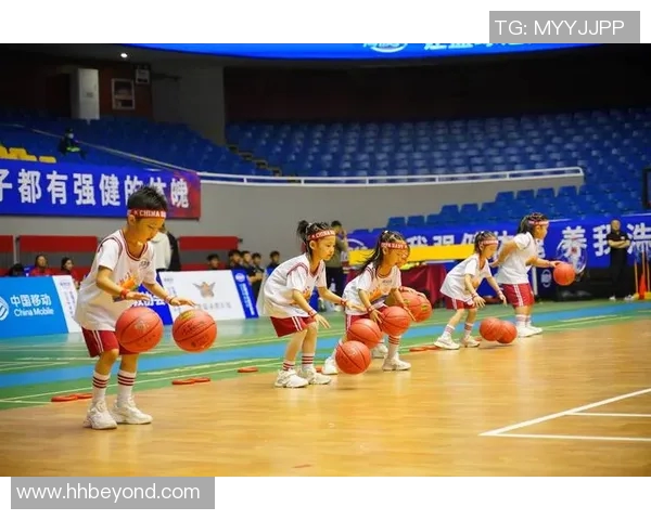 篮球新手必看:从零开始的比赛经验与技巧全面指南 篮球新手必看:从零开始的比赛经验与技巧全面指南