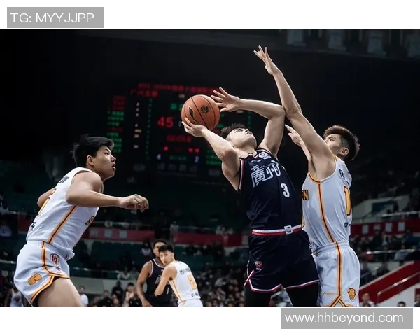 深圳篮球队在篮球团队协作排行榜中荣获第五名展现出色团队精神与实力